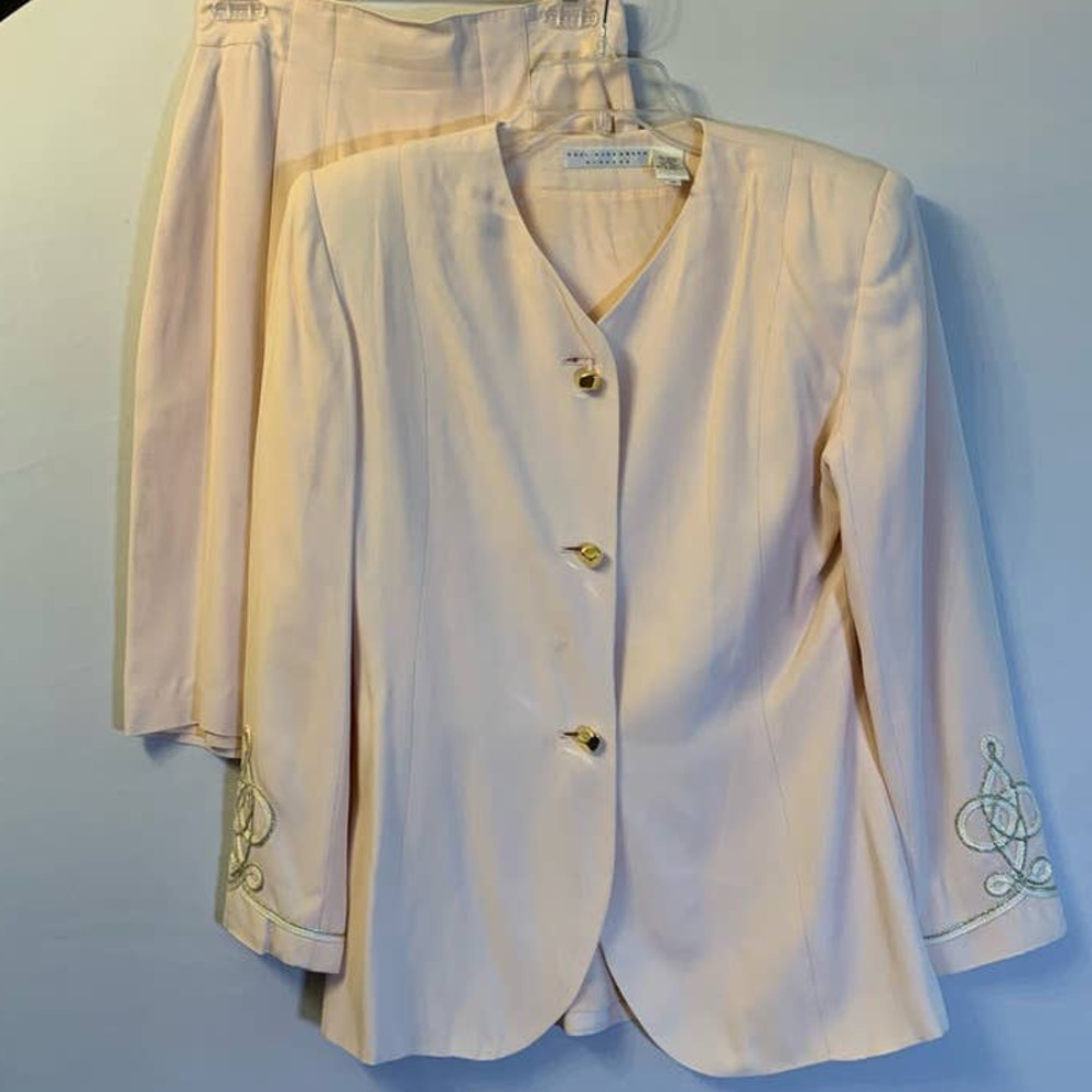 𝅺VINTAGE Paul Alexander Pink Embroidered Skirt Suit Set 6